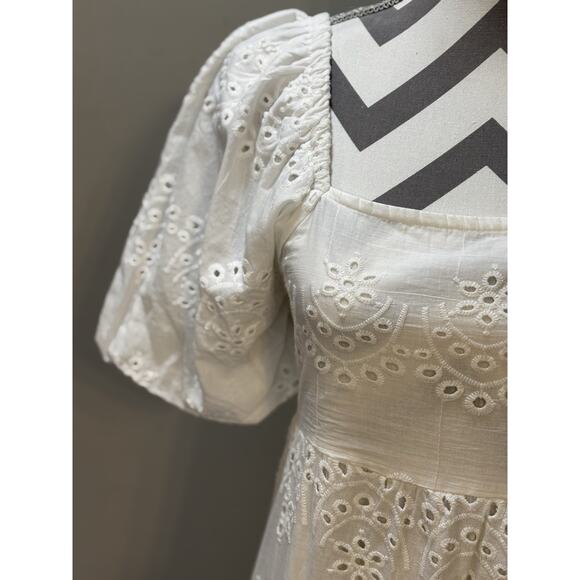 Meadow Rhodes Dress Womens Sm White Embroidered Floral Eyelet Puff Sleeve Maxi - Picture 2 of 7